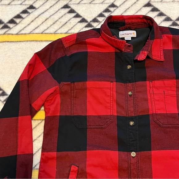 Carhartt women’s fleece lined flannel button down shirt - Picture 6 of 16